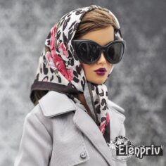 Платок "Леопард и розы" 20 х 20 см  для кукол Fashion Royalty (FR16) 40 см