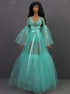 LE-011-18 Платье-пеньюар зелёное для кукол Fashion Royalty (FR16) 40 см