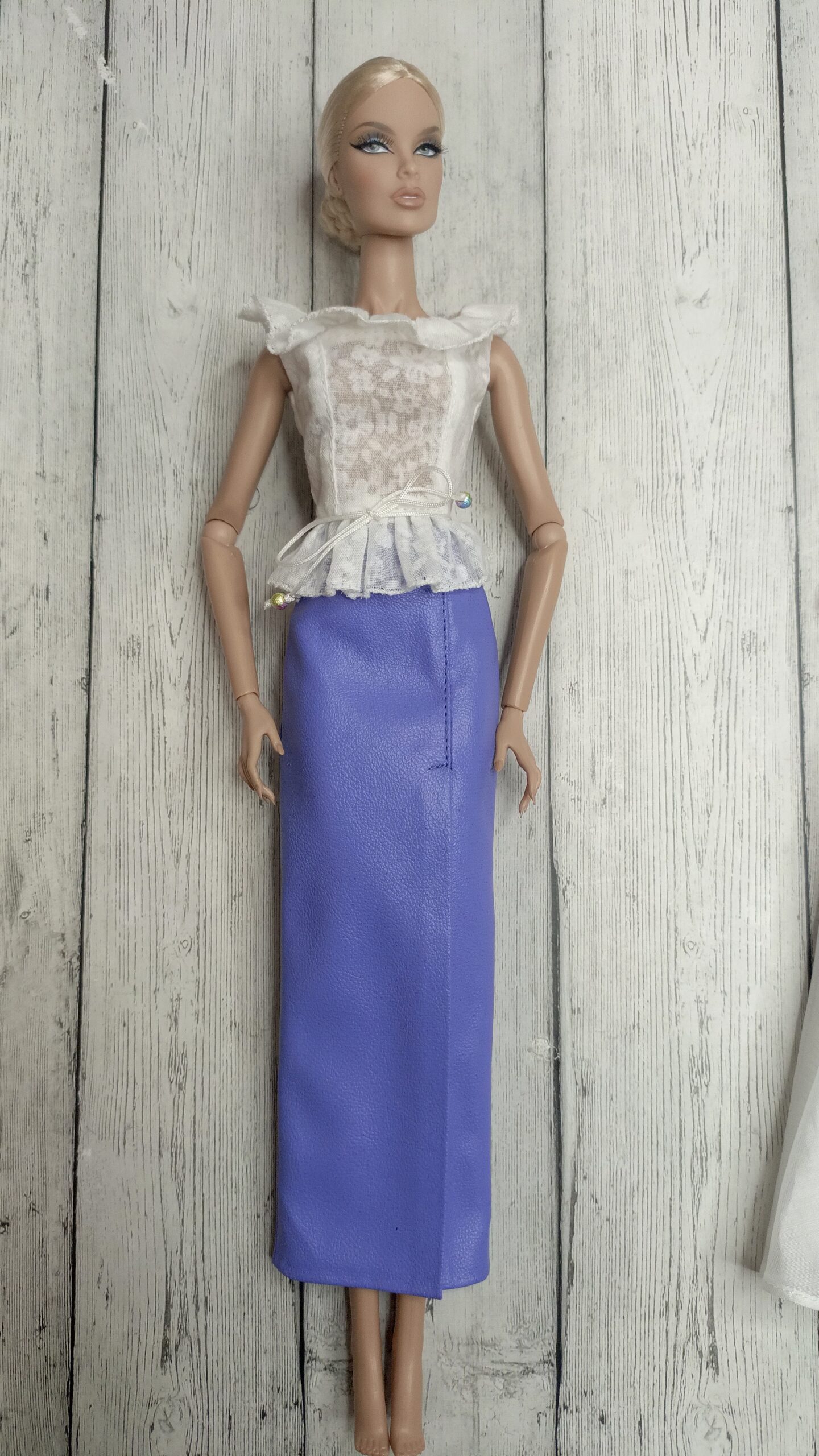 FA-053 Юбка макси со шлицей ЛАВАНДА для куклы типа Fashion Royalty 29 см